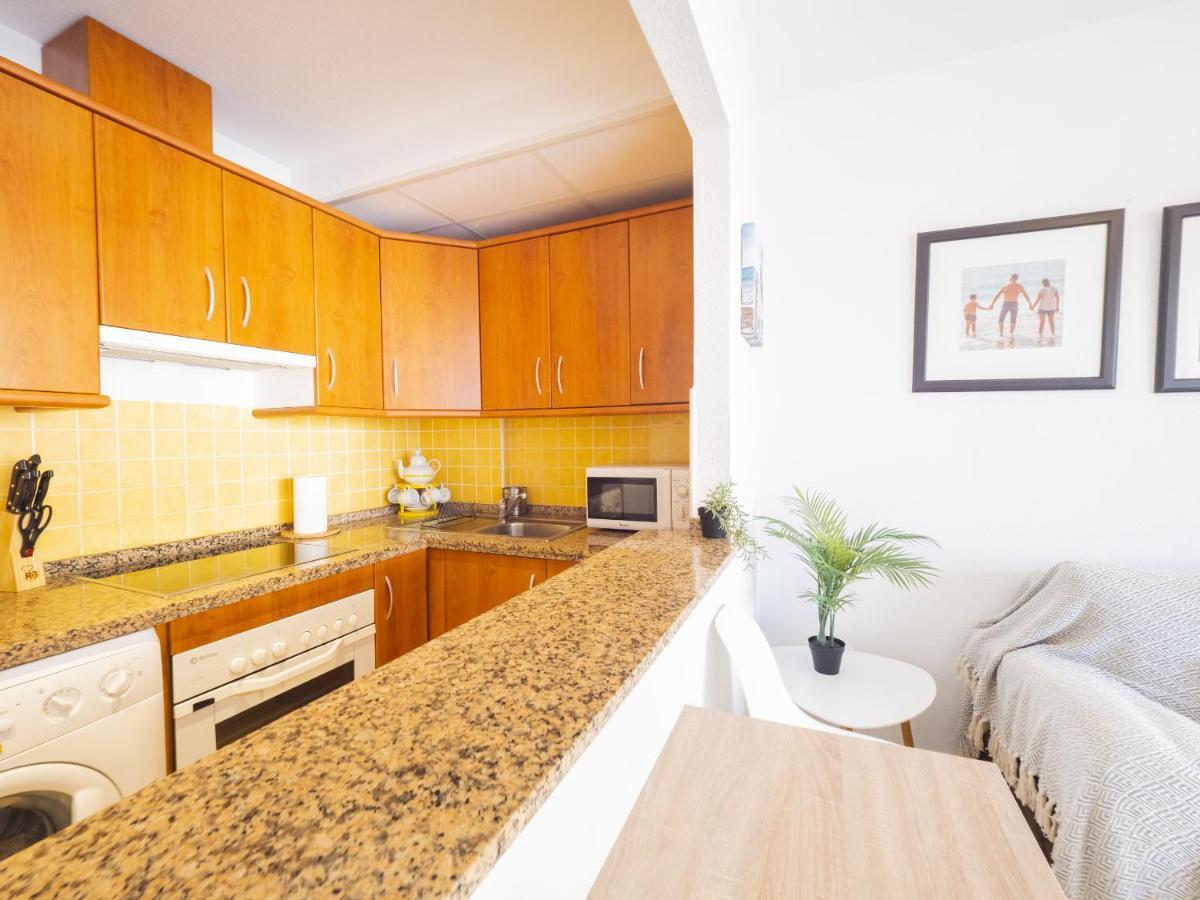 Cubo's Costa Apartment